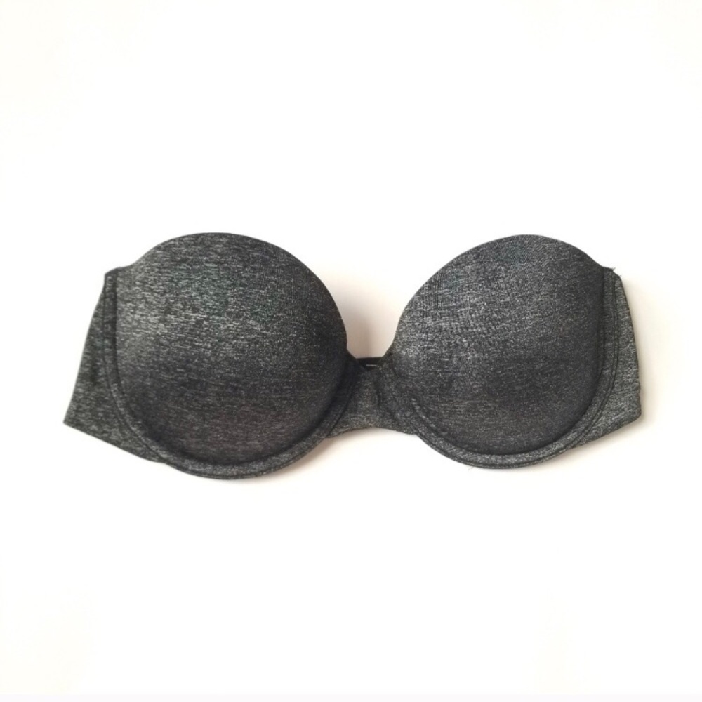 VS Strapless Bra 32D (runs small)